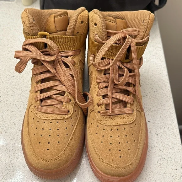 NIKE Air Force 1 High LV8 3 Sneakers - Picture 6 of 6